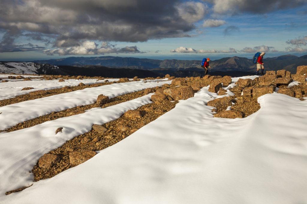 Strong diagonal lead in lines and adherence to the rule of thirds make this a strong photo. The eye is immediately drawn to the bright figures on the horizon. I eyed this composition up and then waited for my friends to walk into the right part of the scene. Focal length 17mm: 1/400 Sec @ f11 and 100 ISO 