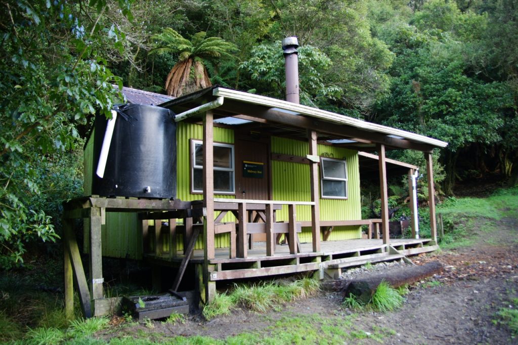 Midway Hut. Photo: Hazel Phillips